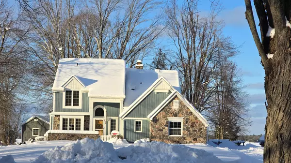 572 Round Lake RD, Havelock-belmont-methuen, ON K0L 1Z0