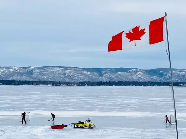 Constance Bay - Dunrobin - Kilmaurs - Woodlawn, ON K0A 3M0,164 Bayview DR