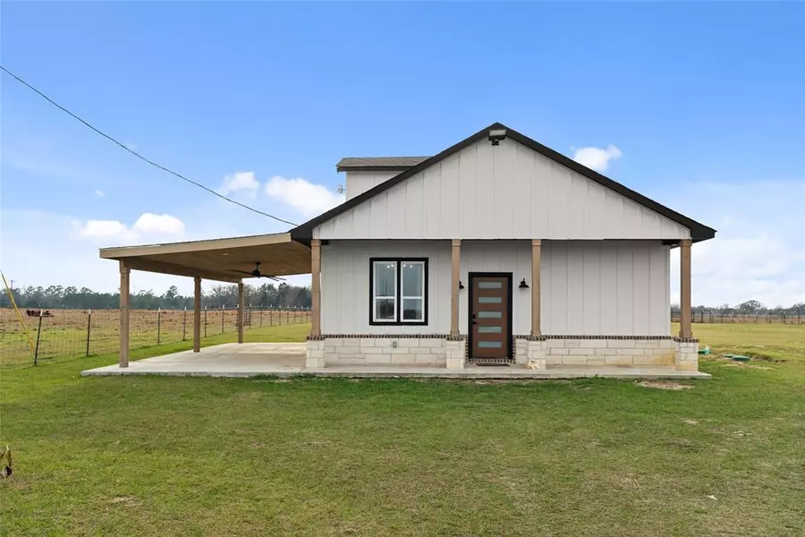 2340 VZ County 1905, Fruitvale, TX 75127