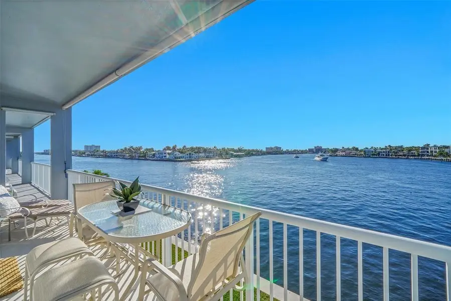 1201 S Riverside Dr #307, Pompano Beach, FL 33062