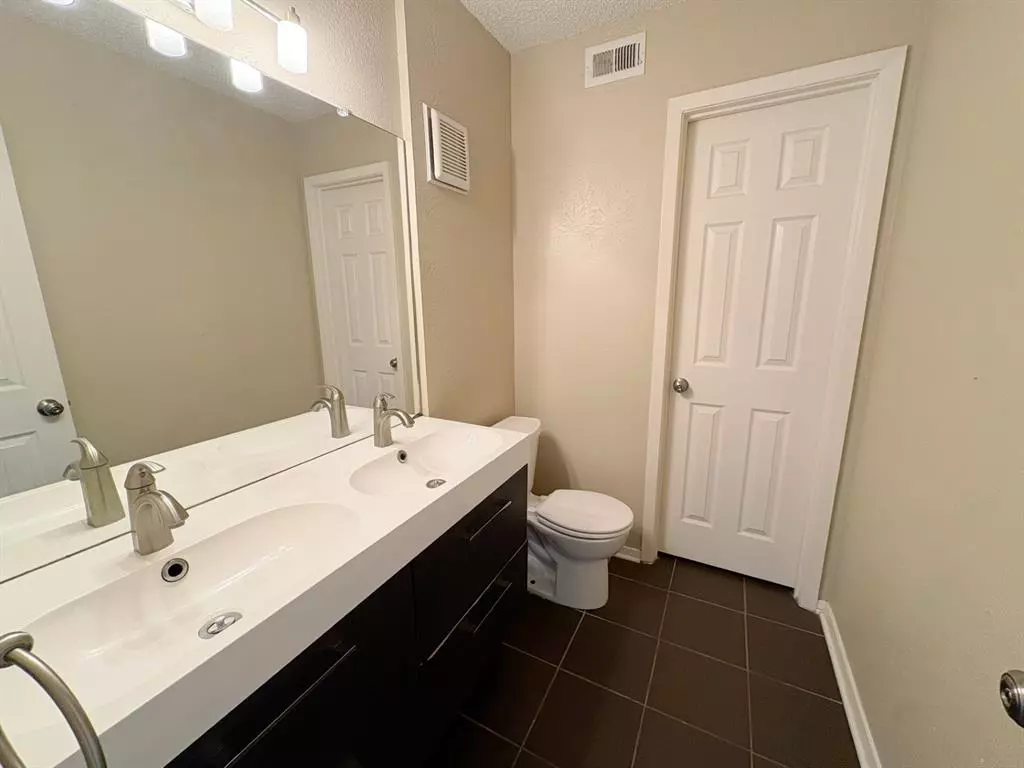 Richardson, TX 75080,919 S Weatherred Drive #135