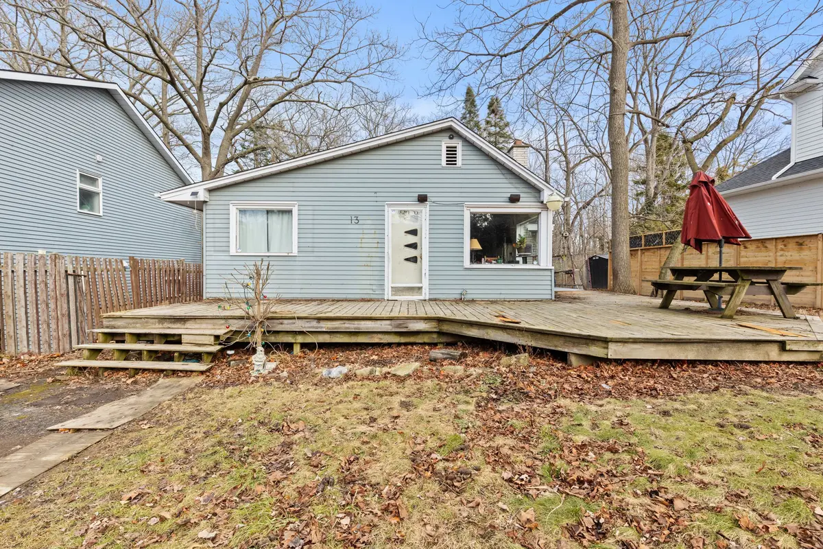 Niagara-on-the-lake, ON L0S 1J0,13 Wilberforce AVE