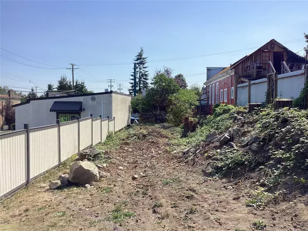 Ladysmith, BC V9G 1A1,16 Roberts St