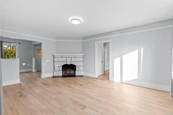 Saanich, BC V8P 4J8,3337 Kingsley St