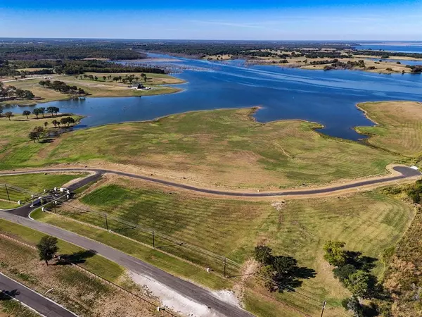 Windom, TX 75492,527 Lakeshore Terrace