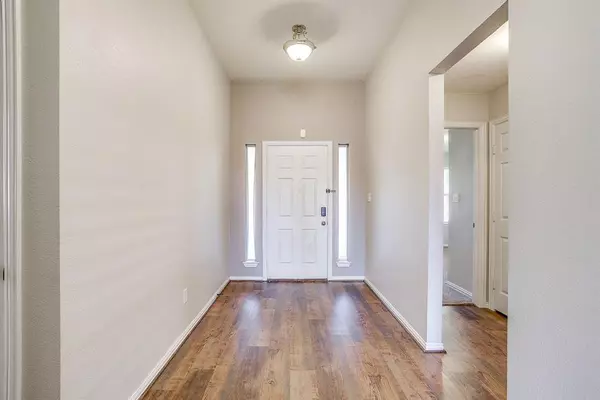 Burleson, TX 76028,3025 Shoreline Drive