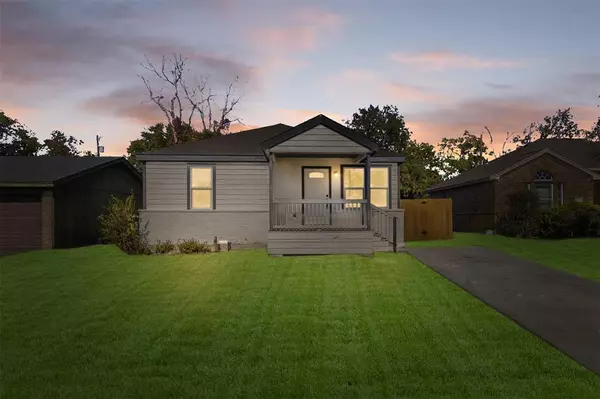 Fort Worth, TX 76107,5928 Humbert Avenue