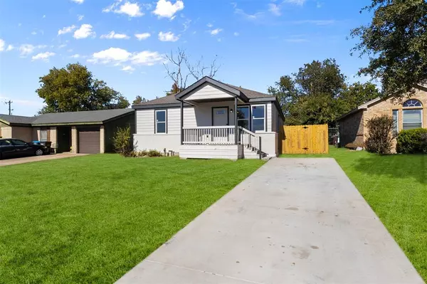 Fort Worth, TX 76107,5928 Humbert Avenue