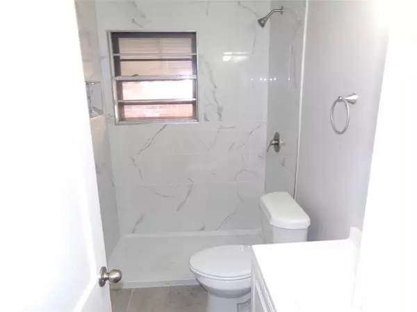 Dallas, TX 75216,2407 Volga Avenue