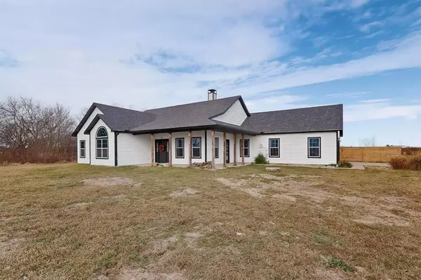 400 Vz County Road 4211, Ben Wheeler, TX 75754