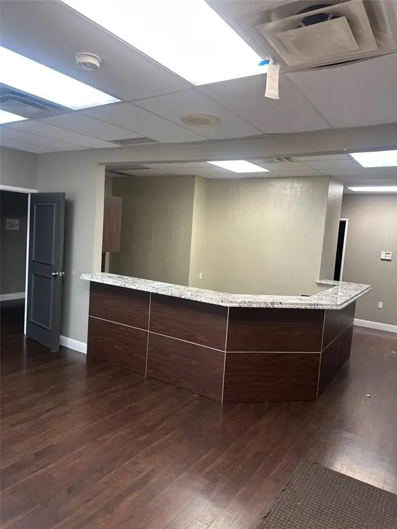 Sherman, TX 75092,1303 N Travis Street #102