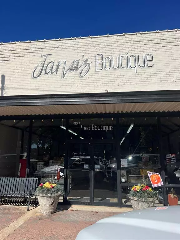 115 E Tyler Street, Athens, TX 75751