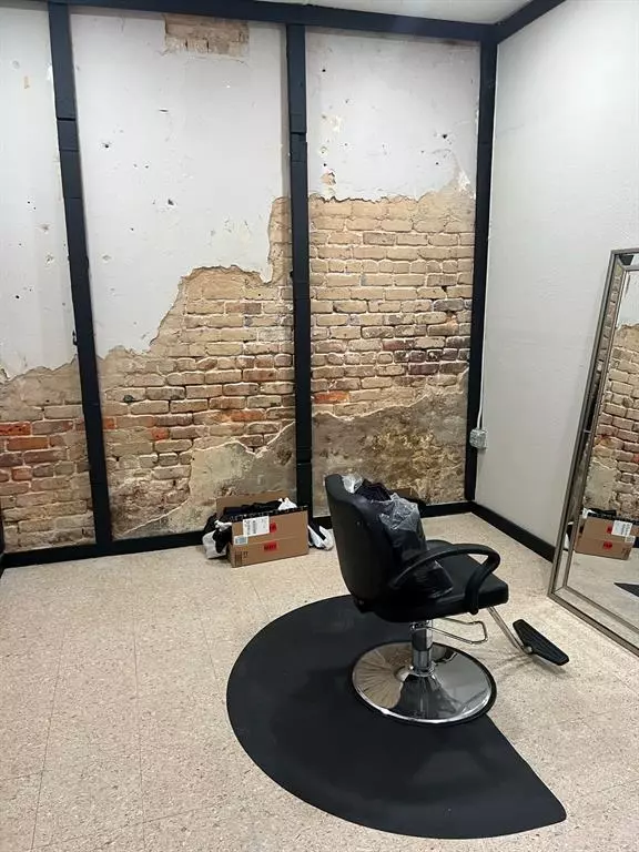 Athens, TX 75751,115 E Tyler Street