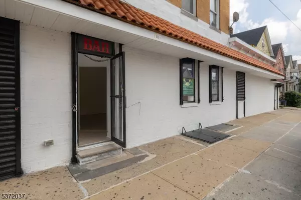 Elizabeth City, NJ 07206,265-267 2nd