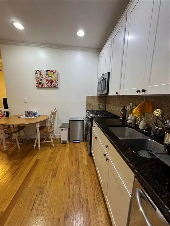 Brooklyn, NY 11223,1733 East 4th ST #1A