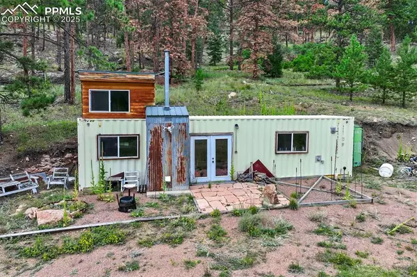 Guffey, CO 80820,5735 County Road 104