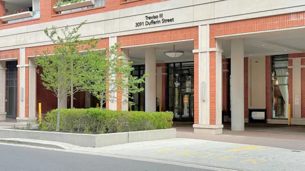 Toronto W04, ON M6A 0C4,3091 Dufferin AVE #833