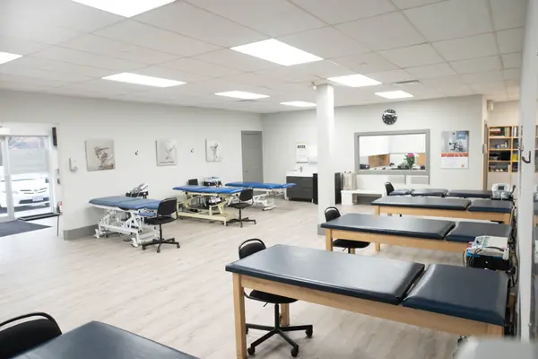 Burlington, ON L7M 1K9,1160 Blair RD #B