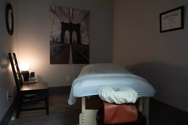 Burlington, ON L7M 1K9,1160 Blair RD #B