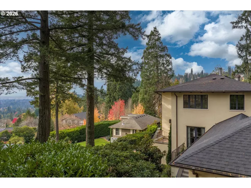 3620 SW DOSCH RD, Portland, OR 97239