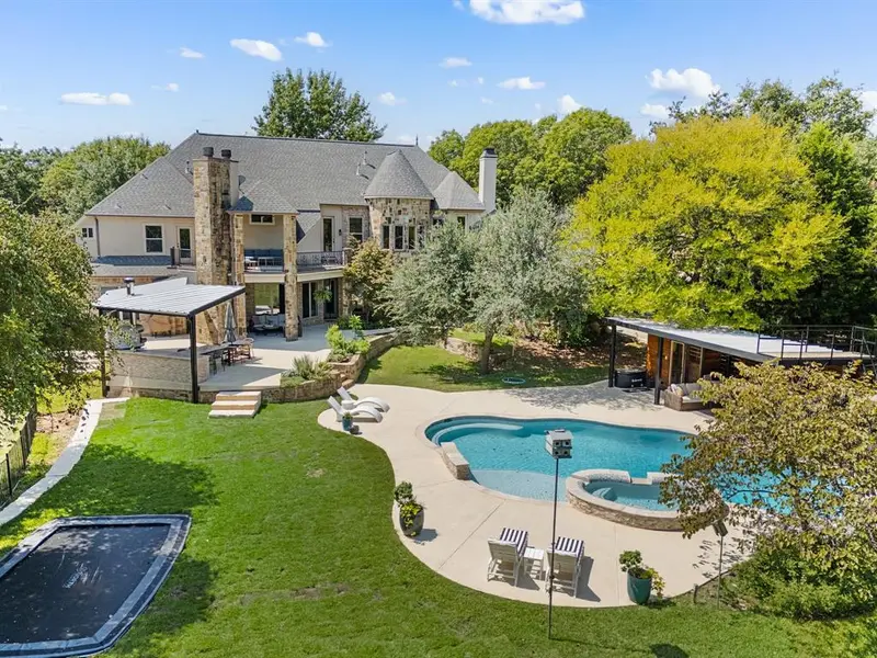 831 Simmons Court, Southlake, TX 76092