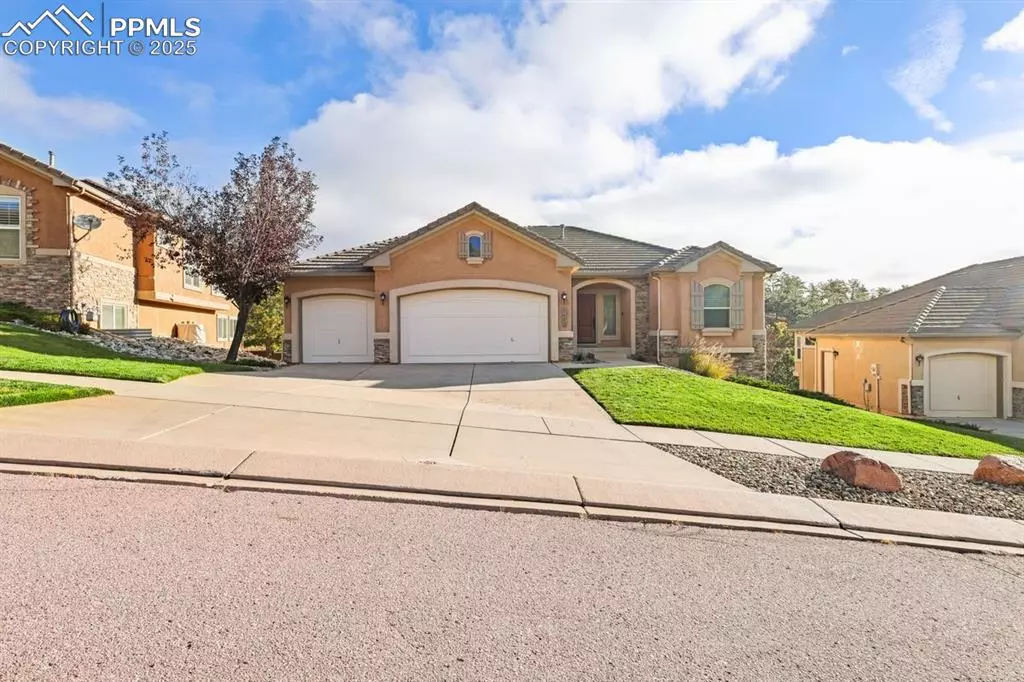 Colorado Springs, CO 80919,2472 Sierra Oak DR