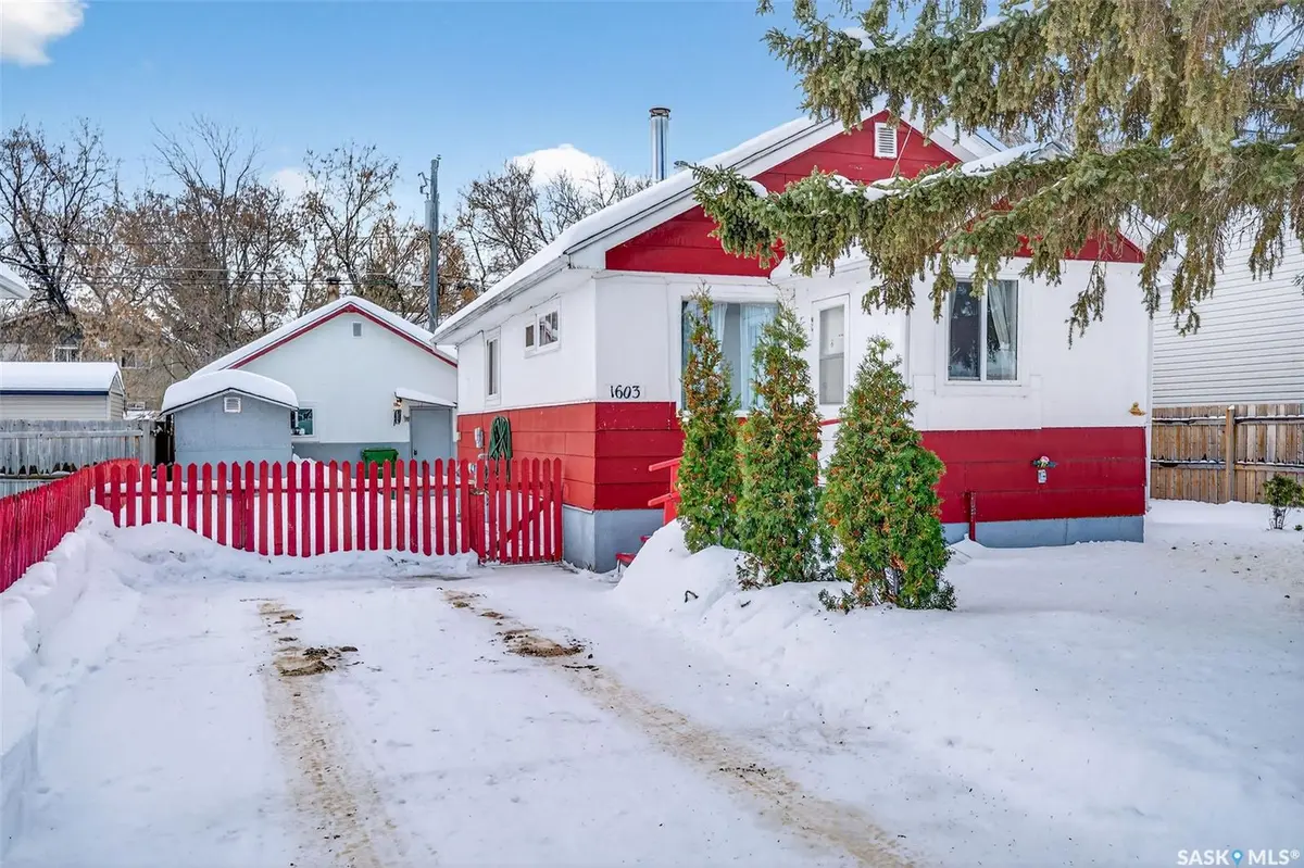Prince Albert, SK S6V 3J9,1603 13th STREET W