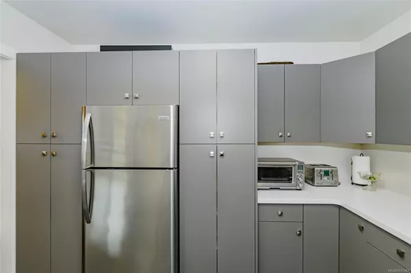 Duncan, BC V9L 6L2,2200 Phipps Rd