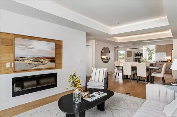 Saanich, BC V8X 2N2,4253 Dieppe Rd #18