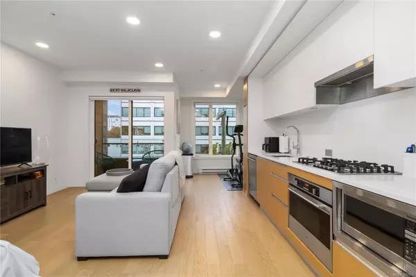 Victoria, BC V8V 0E1,1033 Cook St #409