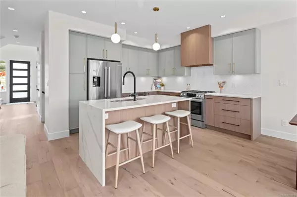 Langford, BC V9B 7A2,1548 Marble Pl