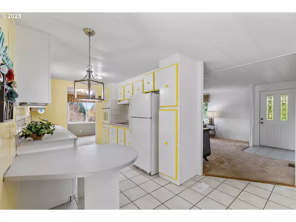 Salem, OR 97306,1782 COLE RD S