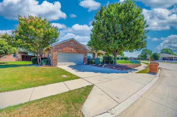 Fort Worth, TX 76052,424 Baverton Lane