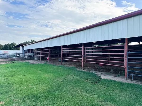 Lipan, TX 76462,25495 S Fm 4