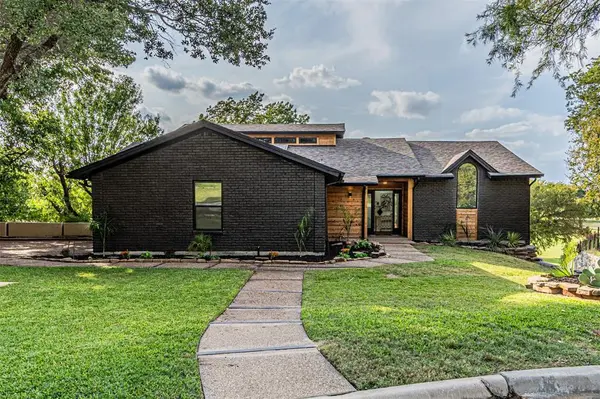 227 Oak Hill Drive,  Trophy Club,  TX 76262