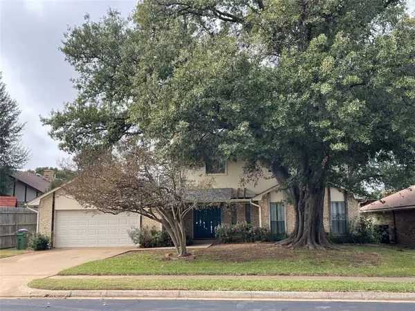 3237 Sapphire Street,  Bedford,  TX 76021