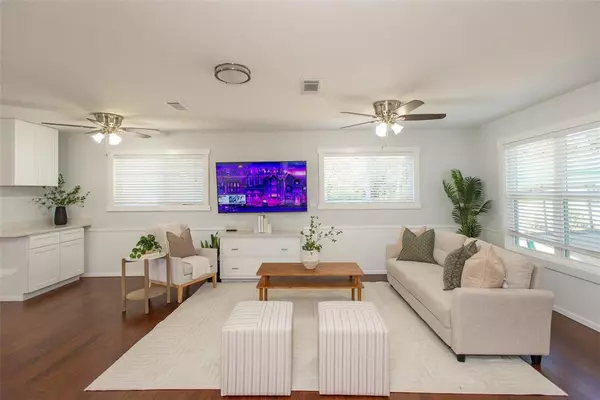 Gun Barrel City, TX 75156,117 Joy Lane