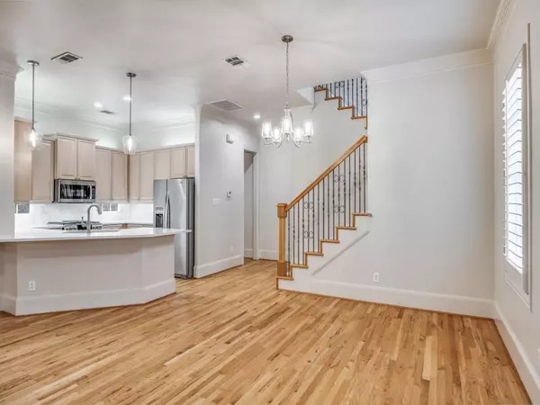 Dallas, TX 75205,4330 Cole Avenue #H