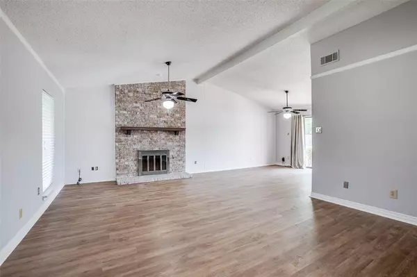 Garland, TX 75040,1122 Melissa Lane