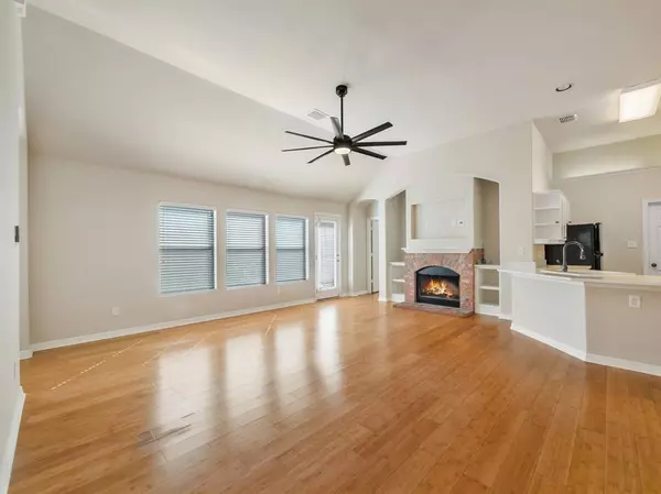 Dallas, TX 75236,3722 Prague Mews