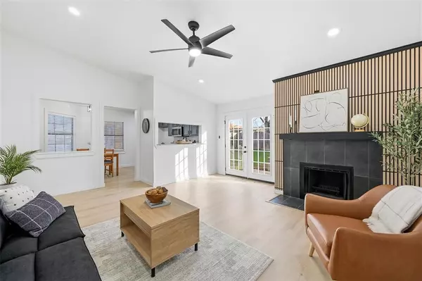 Cedar Hill, TX 75104,405 Justice Street