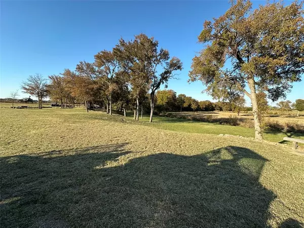 Mart, TX 76664,7546 W HWY 164