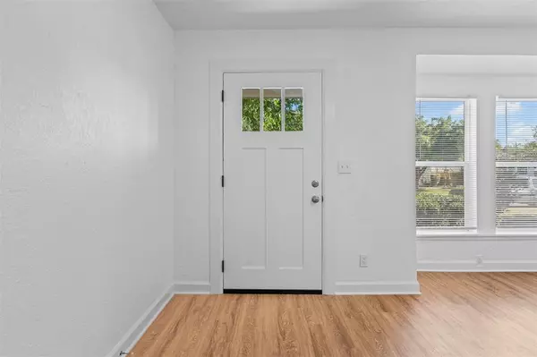 Fort Worth, TX 76107,4216 Valentine Street