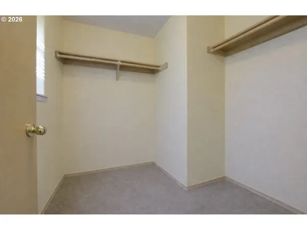 Portland, OR 97236,4920 SE 122ND AVE