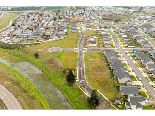 Longview, WA 98632,2020 Henderson WAY