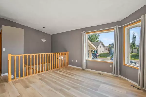 Sylvan Lake, AB T4S 1X7,52 Harper DR