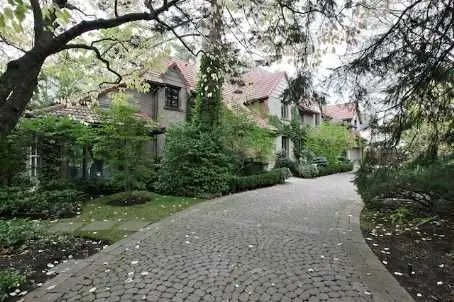 48 Old Yonge ST, Toronto C12, ON M2P 1P7