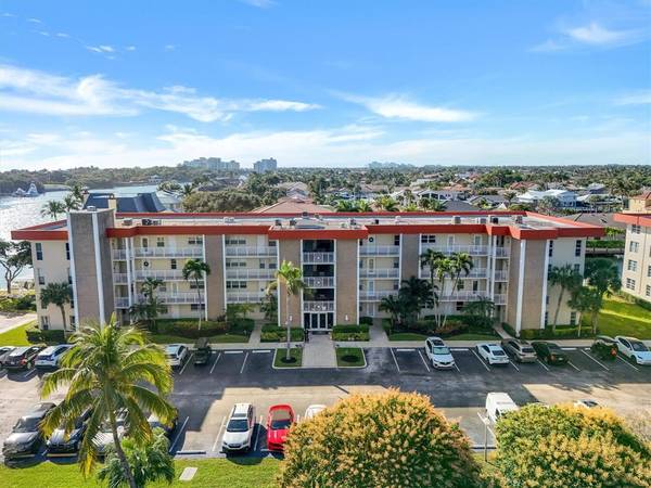 Lighthouse Point, FL 33064,3050 NE 48th Ct #401