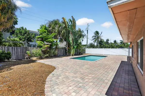 Deerfield Beach, FL 33441,1007 SE 6th St