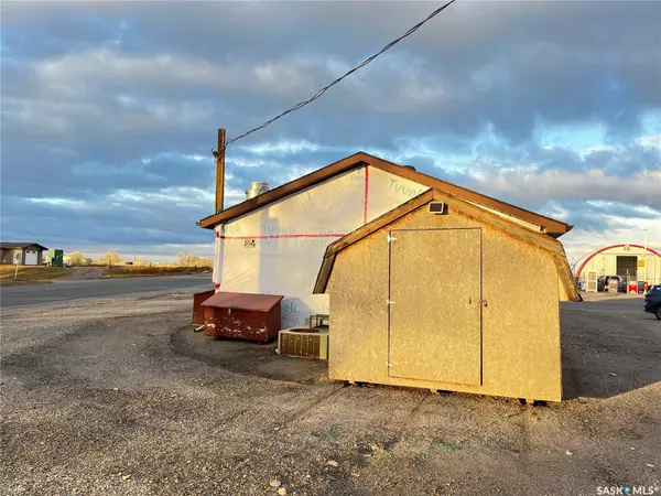 Maple Creek, SK S0N 1N0,2 Pacific AVENUE